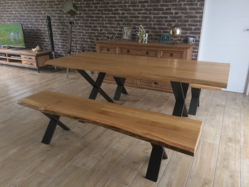 Table / bancs  Chêne / Acier 